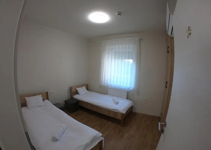 Mazurek מלון דירות Balatonboglár